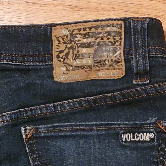 Volcom Brand slim straight leg jeans - Picture 5 of 9